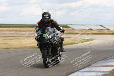 media/Apr-26-2024-TrackDaz (Fri) [[c4b677d280]]/C Group/140pm (Wheelie Bump)/